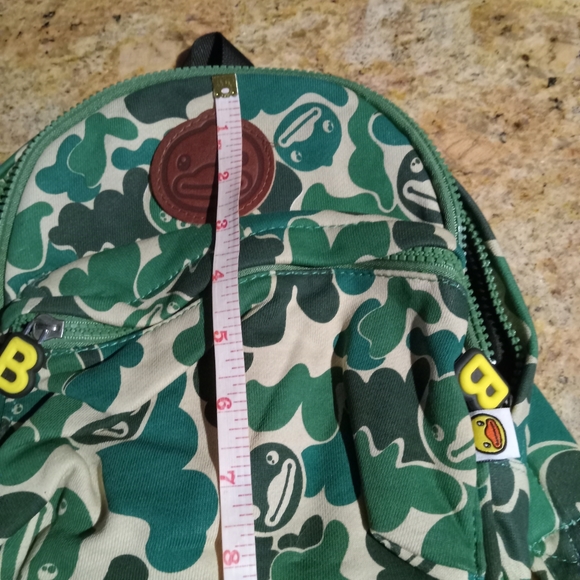 Backpack - Picture 2 of 7